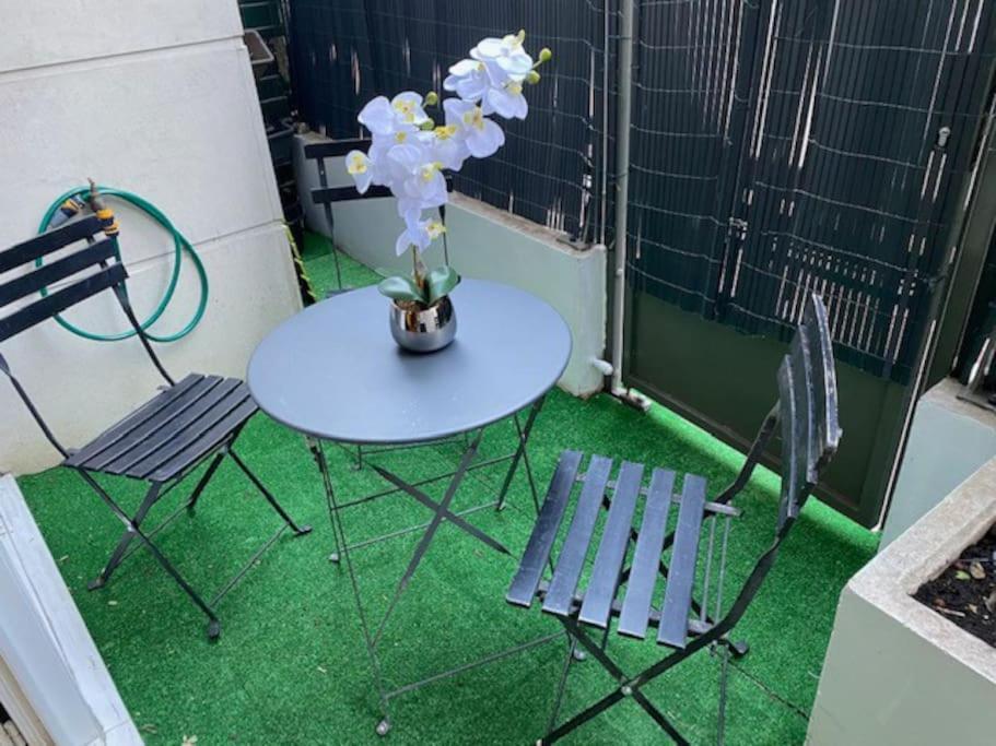 Magnifique Duplex 45 M2 Aux Portes De Paris Metro Barbara A 30Mn Expo Porte De Versailles Монруж Экстерьер фото