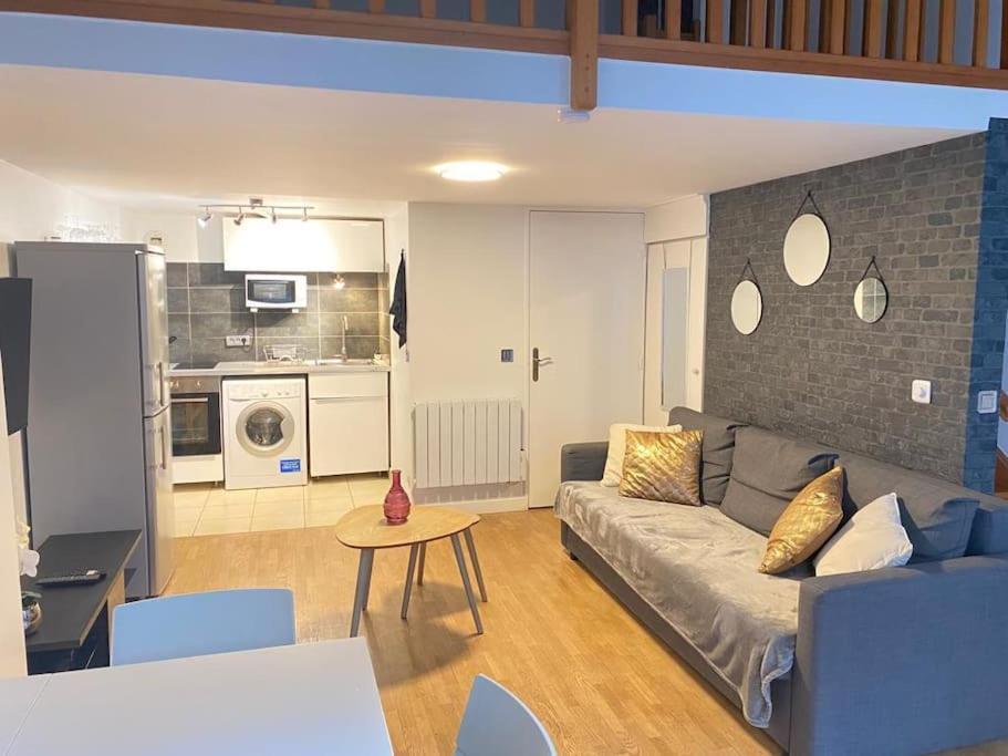 Magnifique Duplex 45 M2 Aux Portes De Paris Metro Barbara A 30Mn Expo Porte De Versailles Монруж Экстерьер фото